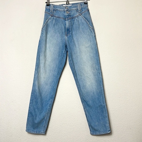 MOTHER Superior The Pleated Ultra High-Rise Straight Jeans - Picture 2 of 11
